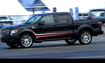 The optional 6.2-liter V8 in the 2011 Ford F-150 cranks out 411 hp.