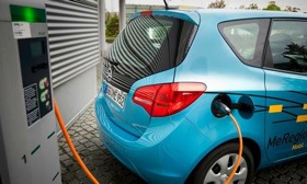 Electric cars can take power from the grid, or feed it back when needed. (Image courtesy of AutoWeek.)


