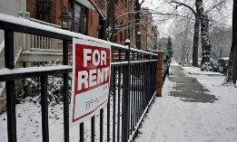 House for rent in the middle of winter (© David Joel/Getty Images)
