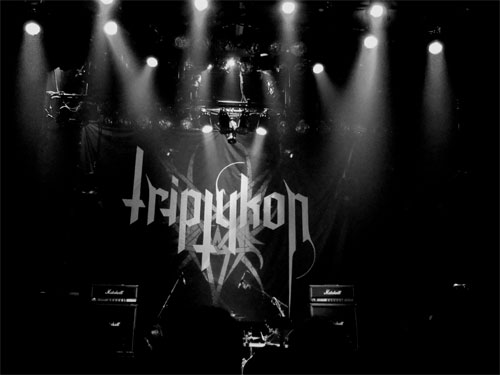 Triptykon stage backdrop