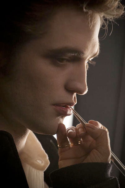 Rob Pattinson on the set of "New Moon"